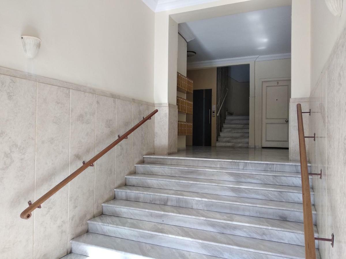 Metro Apartment Thessaloniki Exterior photo