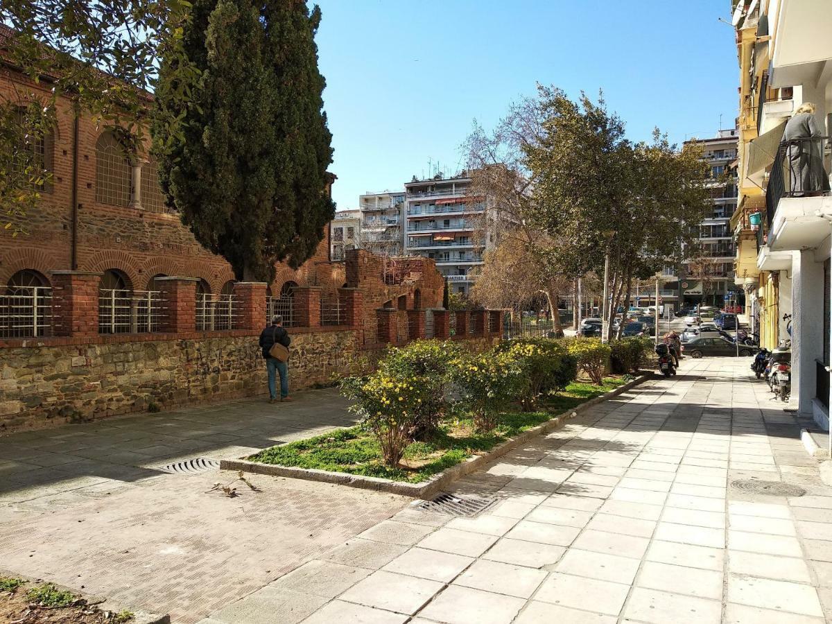 Metro Apartment Thessaloniki Exterior photo