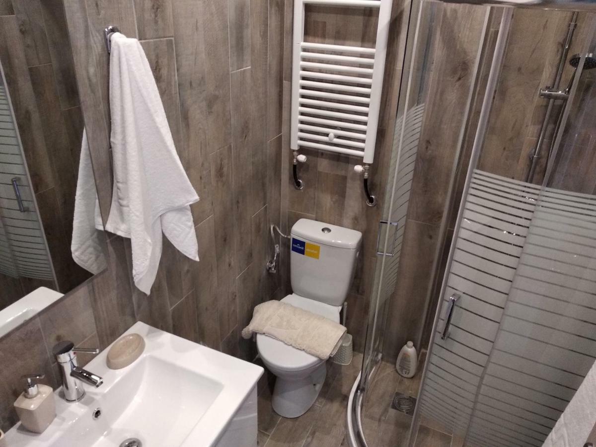 Metro Apartment Thessaloniki Exterior photo